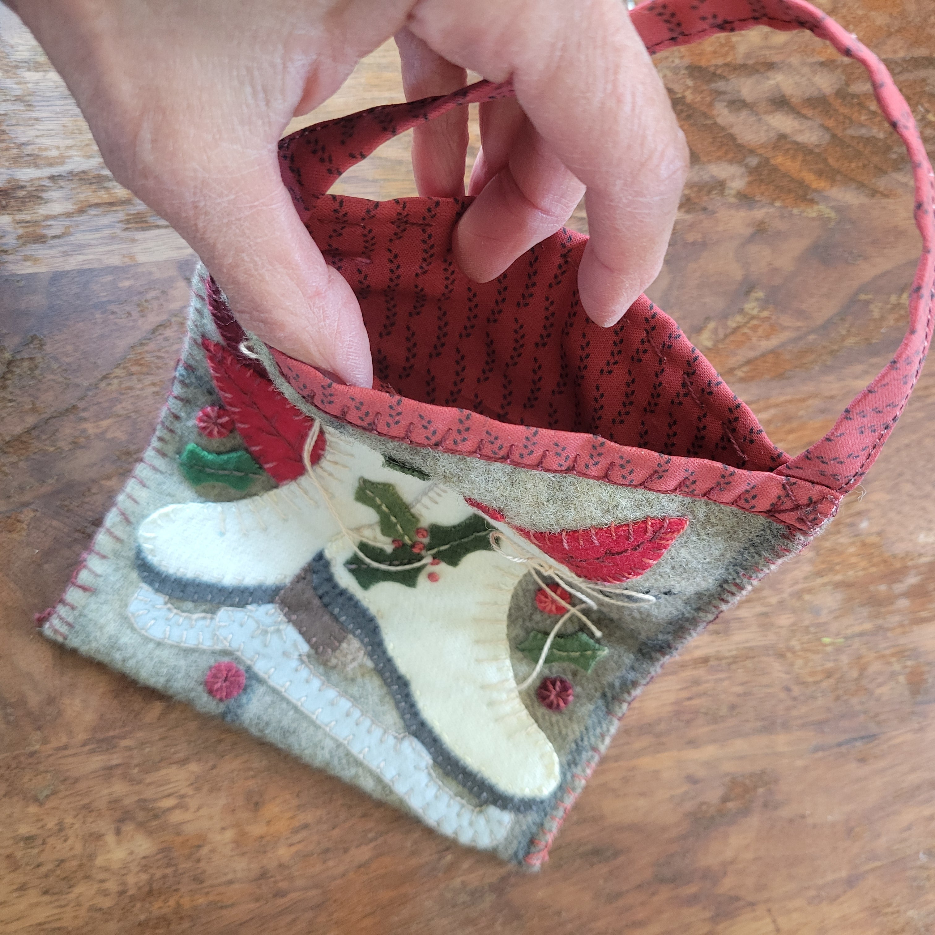 SKATE JOY PRINTED PATTERN