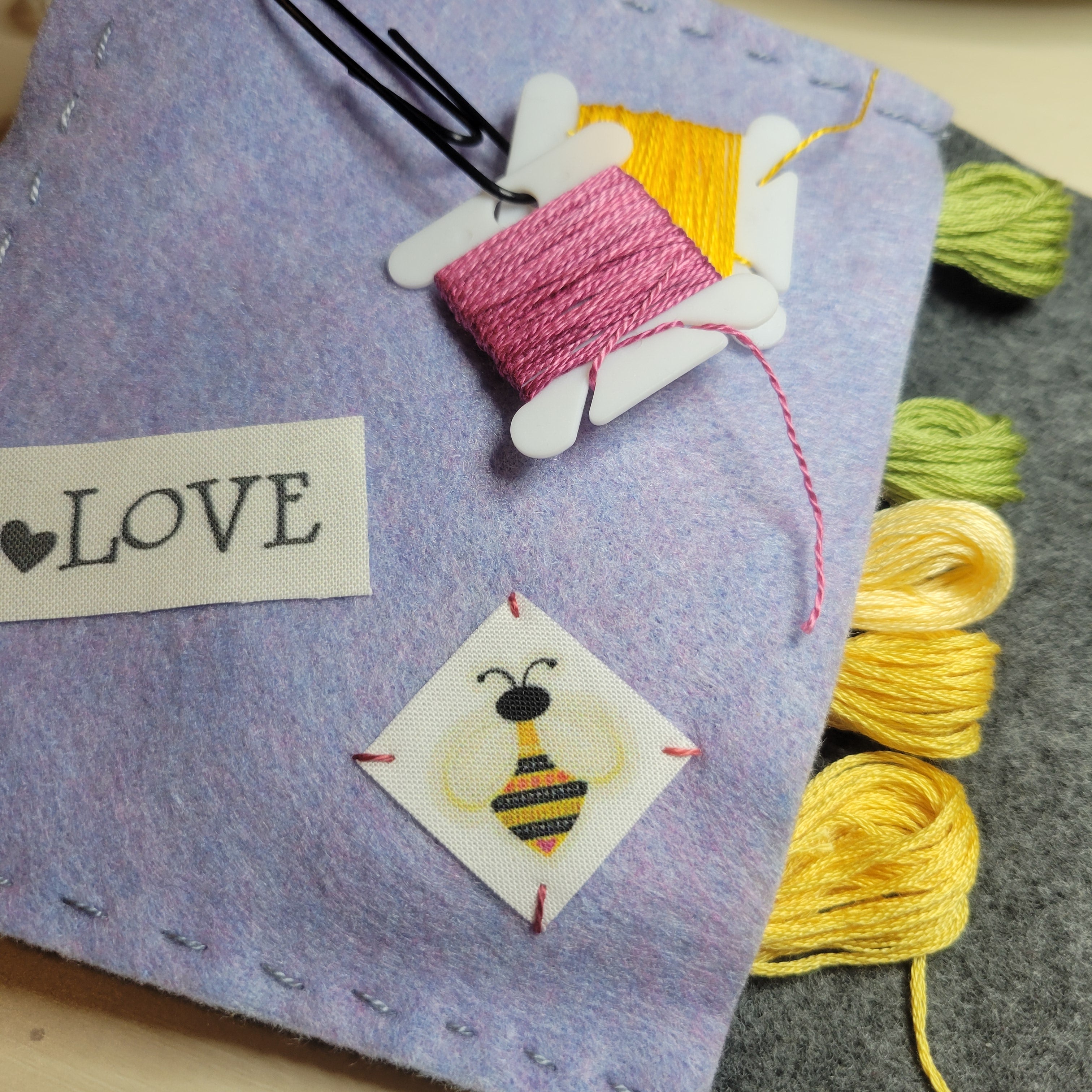 SPRING HOUSE NEEDLE MINDER BOOK - Pattern or Kit