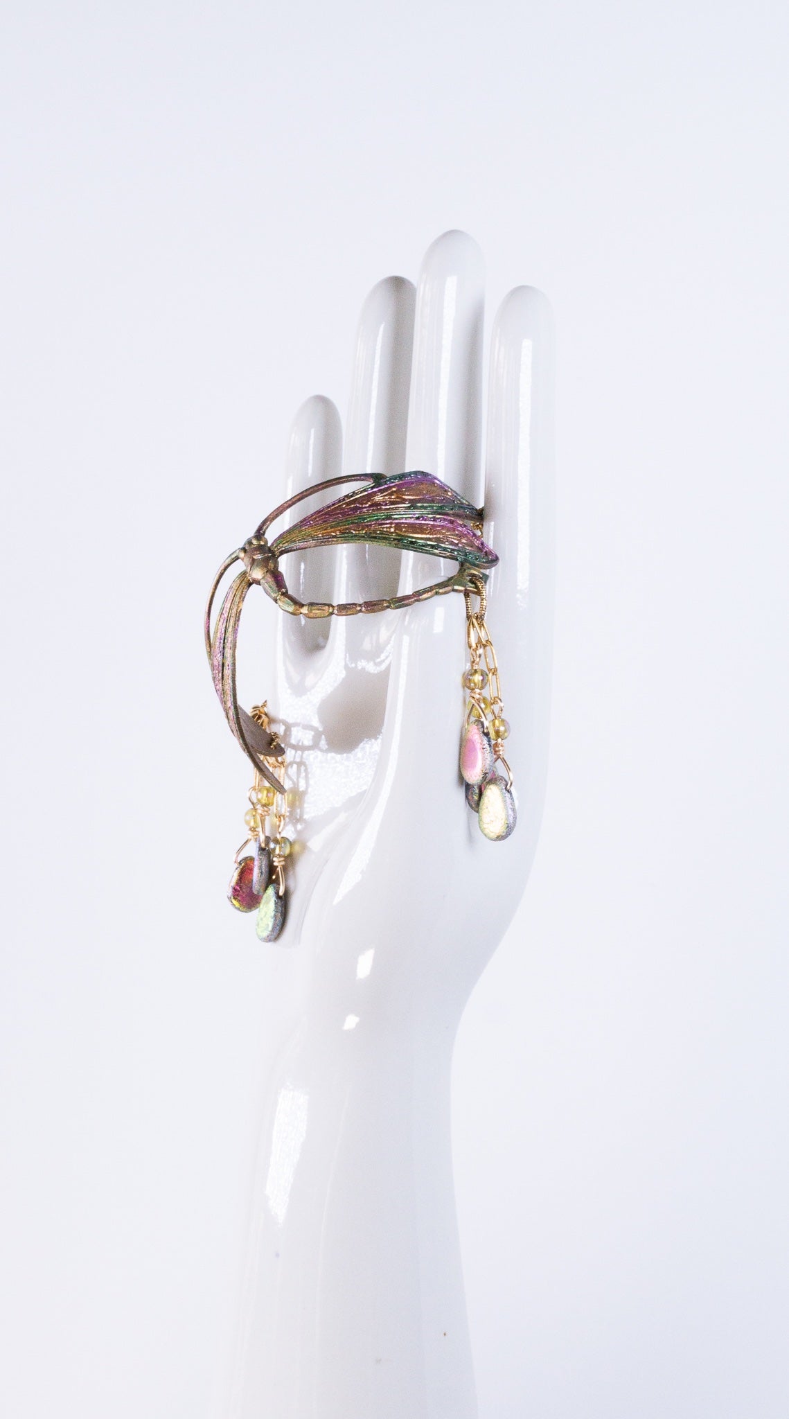 6813756fc324346626b37929_dragonfly-dreamer-bracelet-side-1_1784740148261.jpg