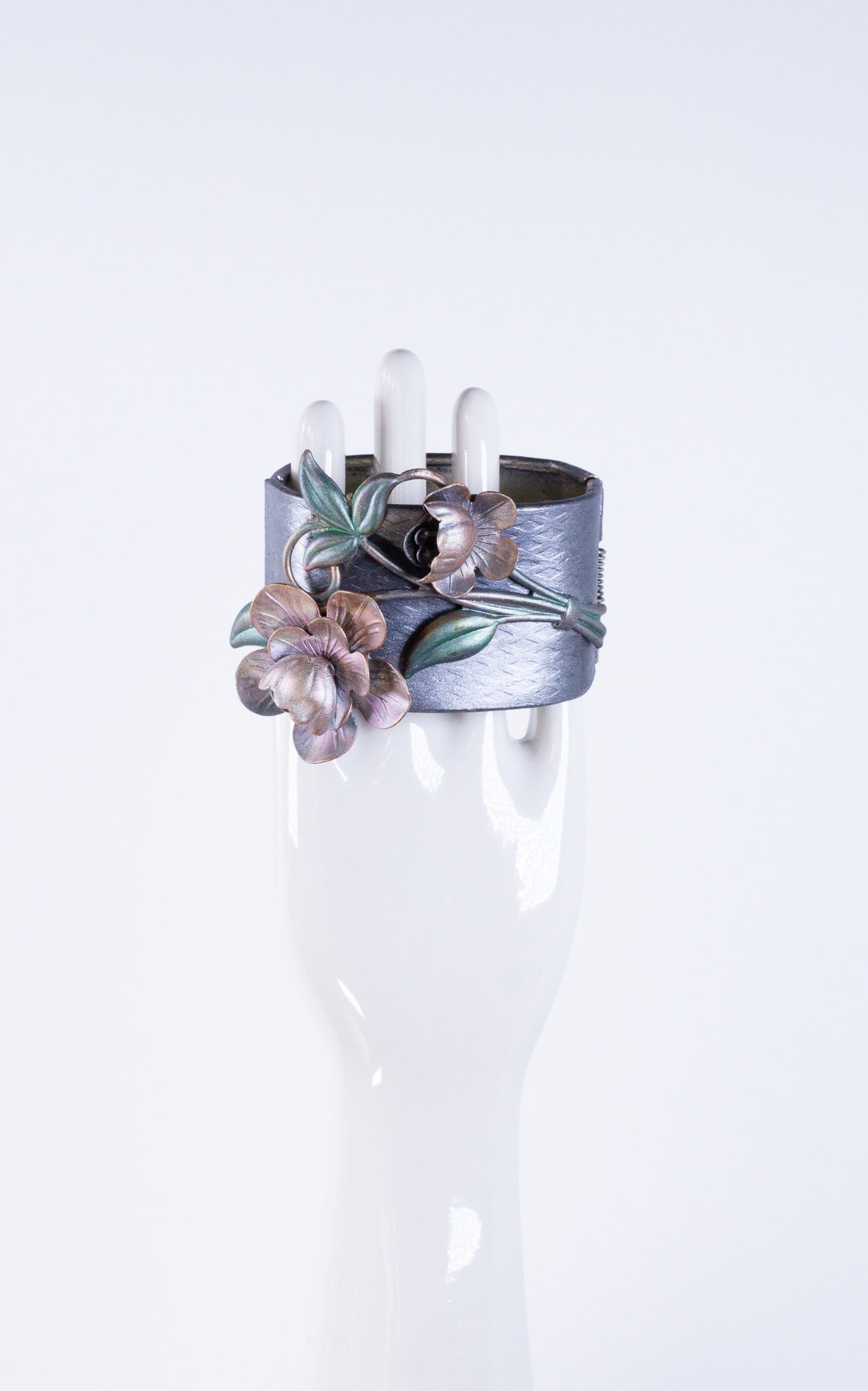 6813756fc324346626b37929_garden-patina-bangle-front-2_1784739405506.jpg
