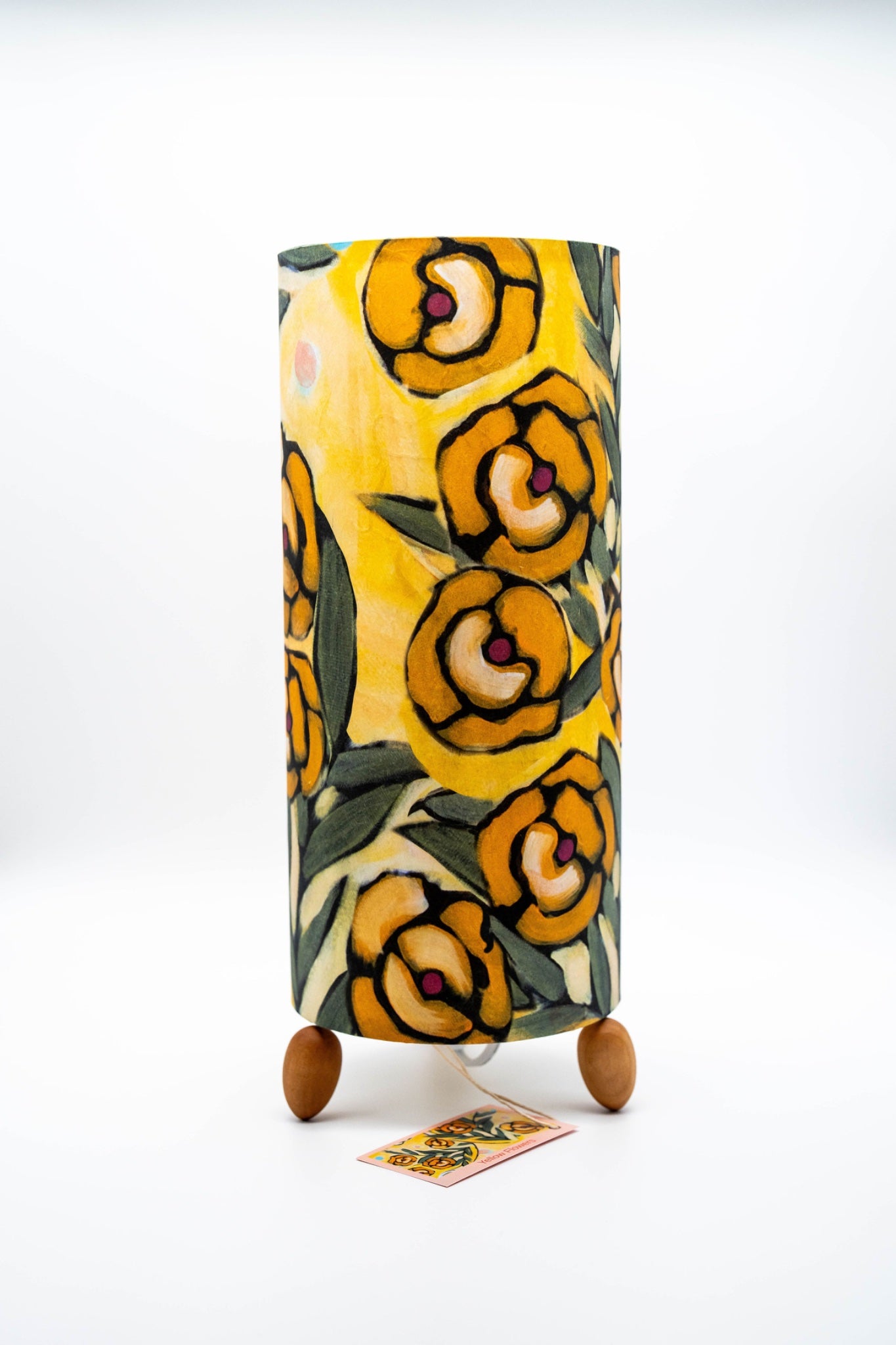 6813756fc324346626b37929_yellow-flowers-2_1781653552525.jpg