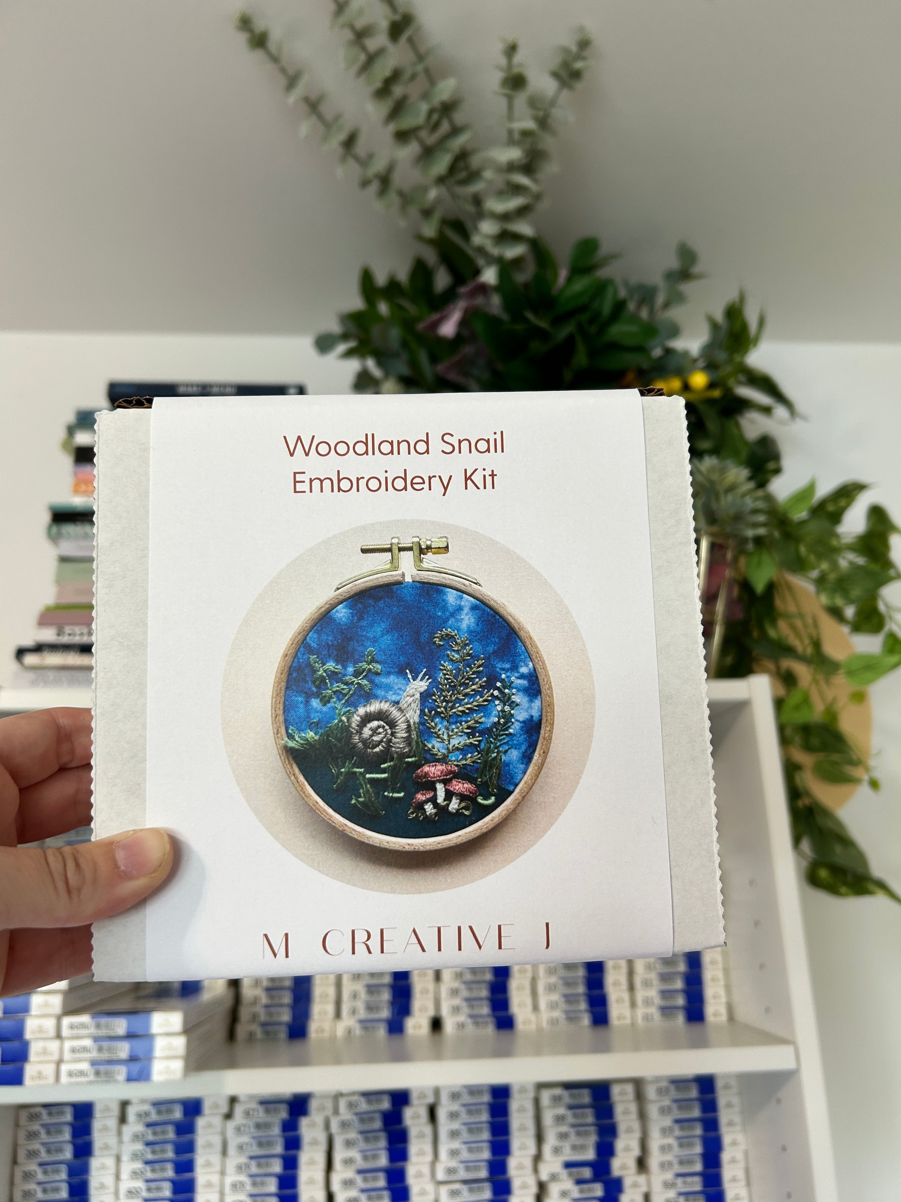 Woodland Snail - 3D Raised Stitching - Advanced Embroidery Kit