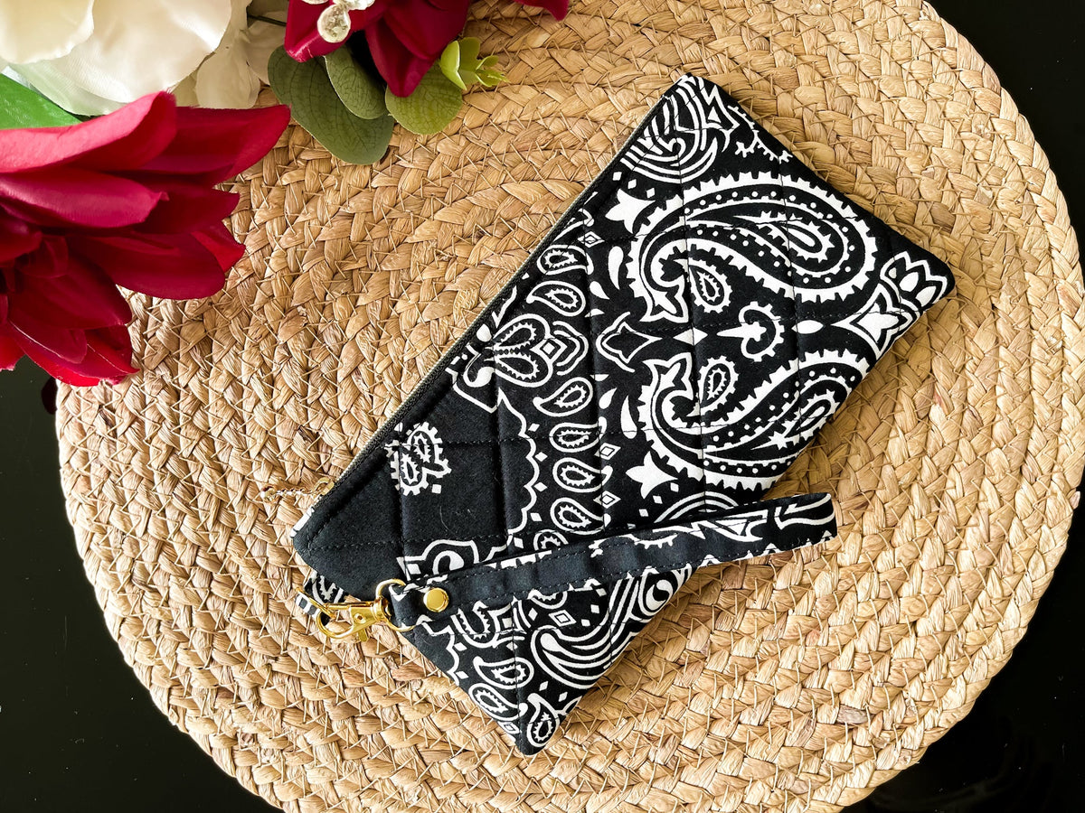 Quilted Wristlet Pouch — The Diplomat
