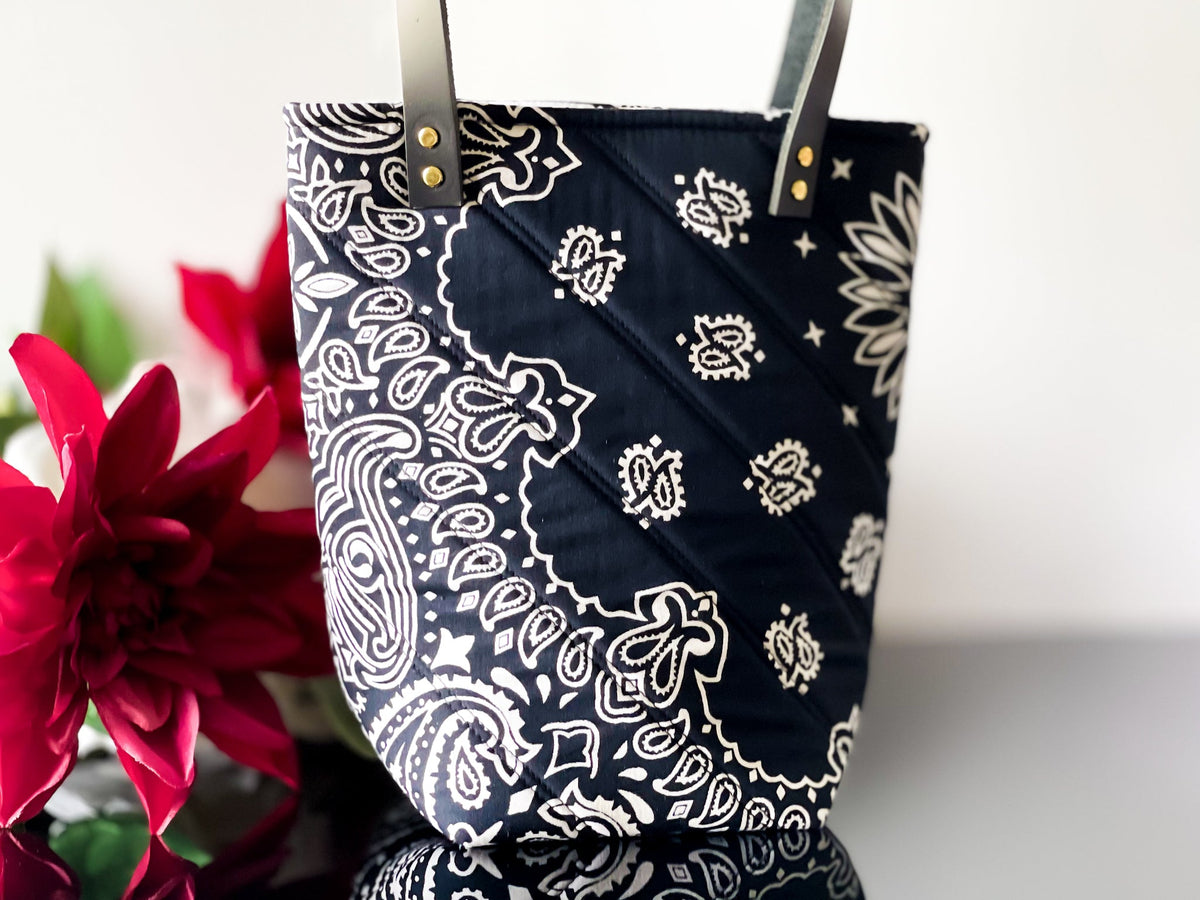 Bucket Bloom Bag — The Diplomat
