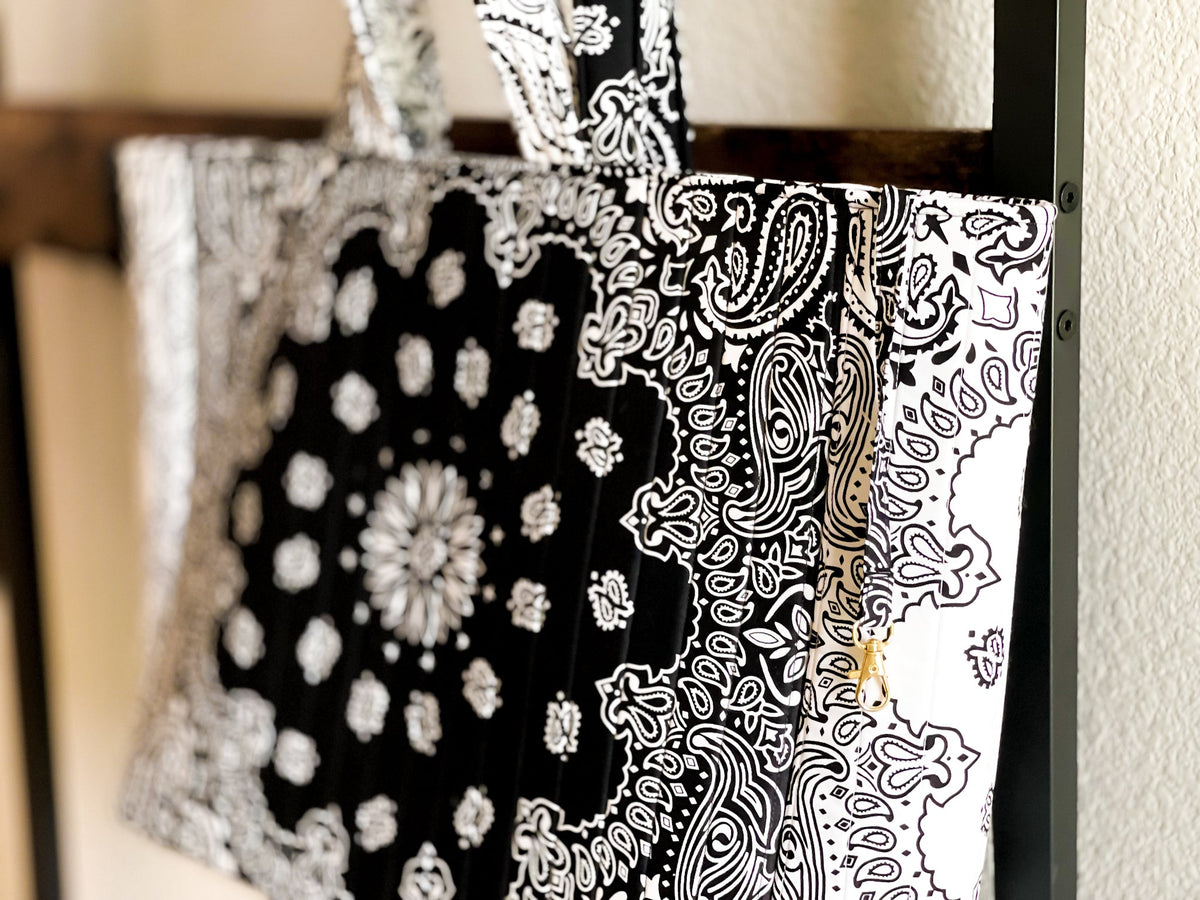 Large Quilted Tote — The Diplomat