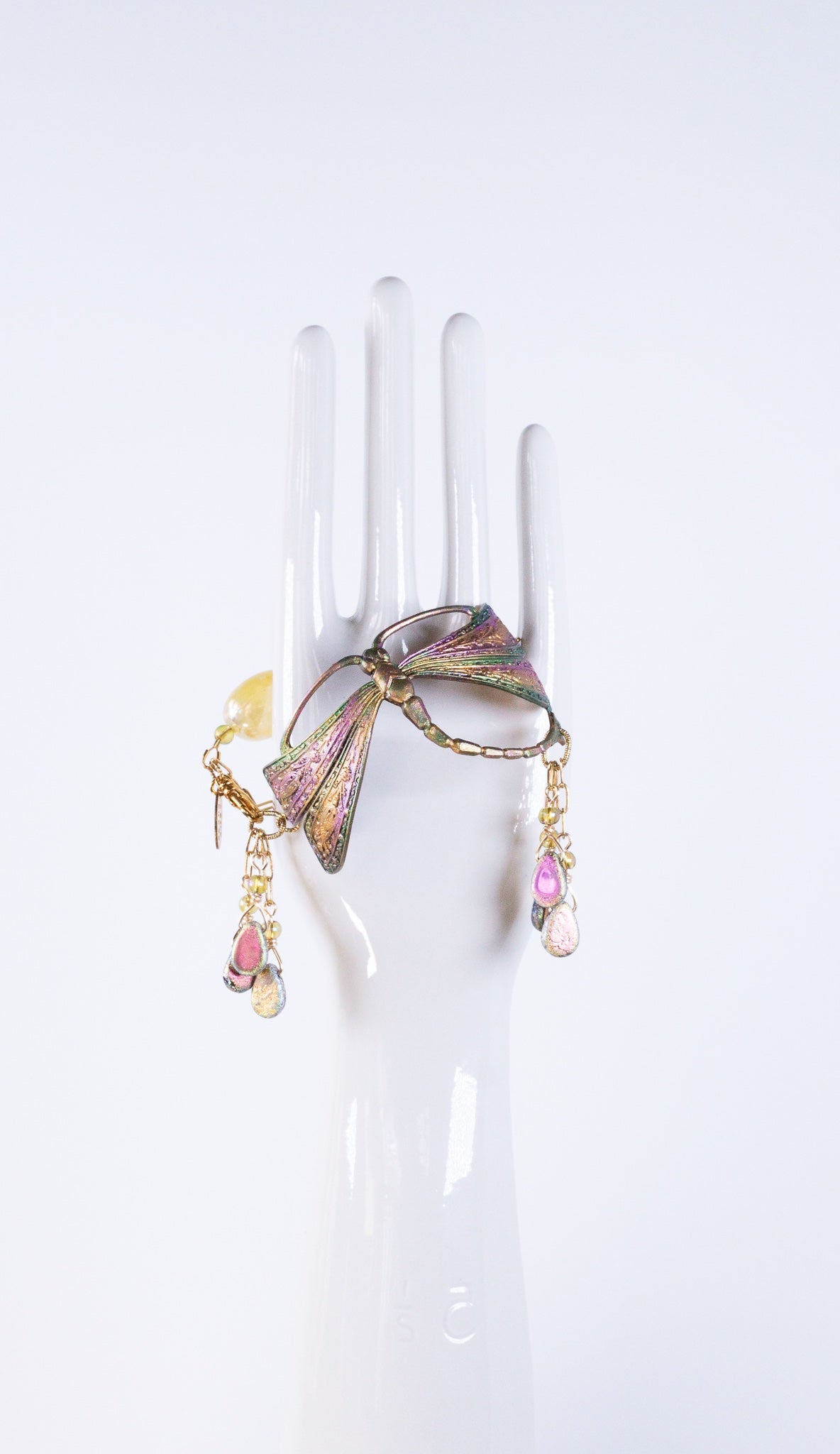 6813756fc324346626b37929_dragonfly-dreamer-bracelet-front-2_1784741315328.jpg