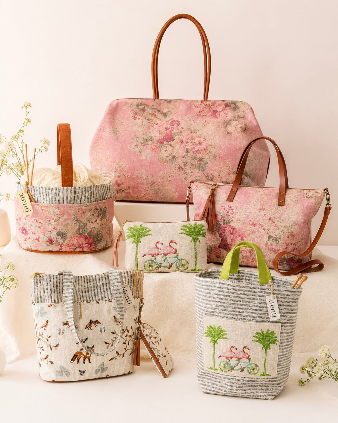 Rosewood Pioneer, Floral Mary Poppins Snap Frame Bag