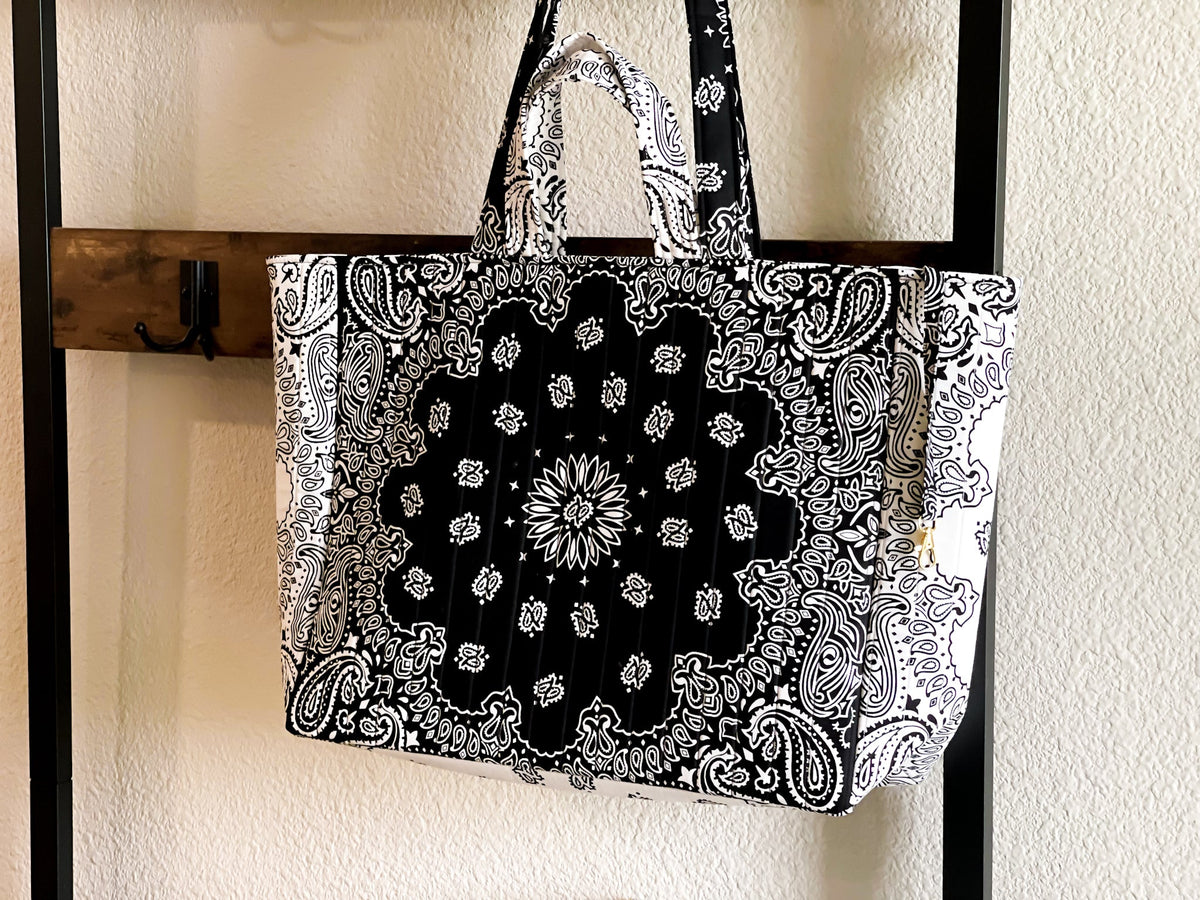 Large Quilted Tote — The Diplomat