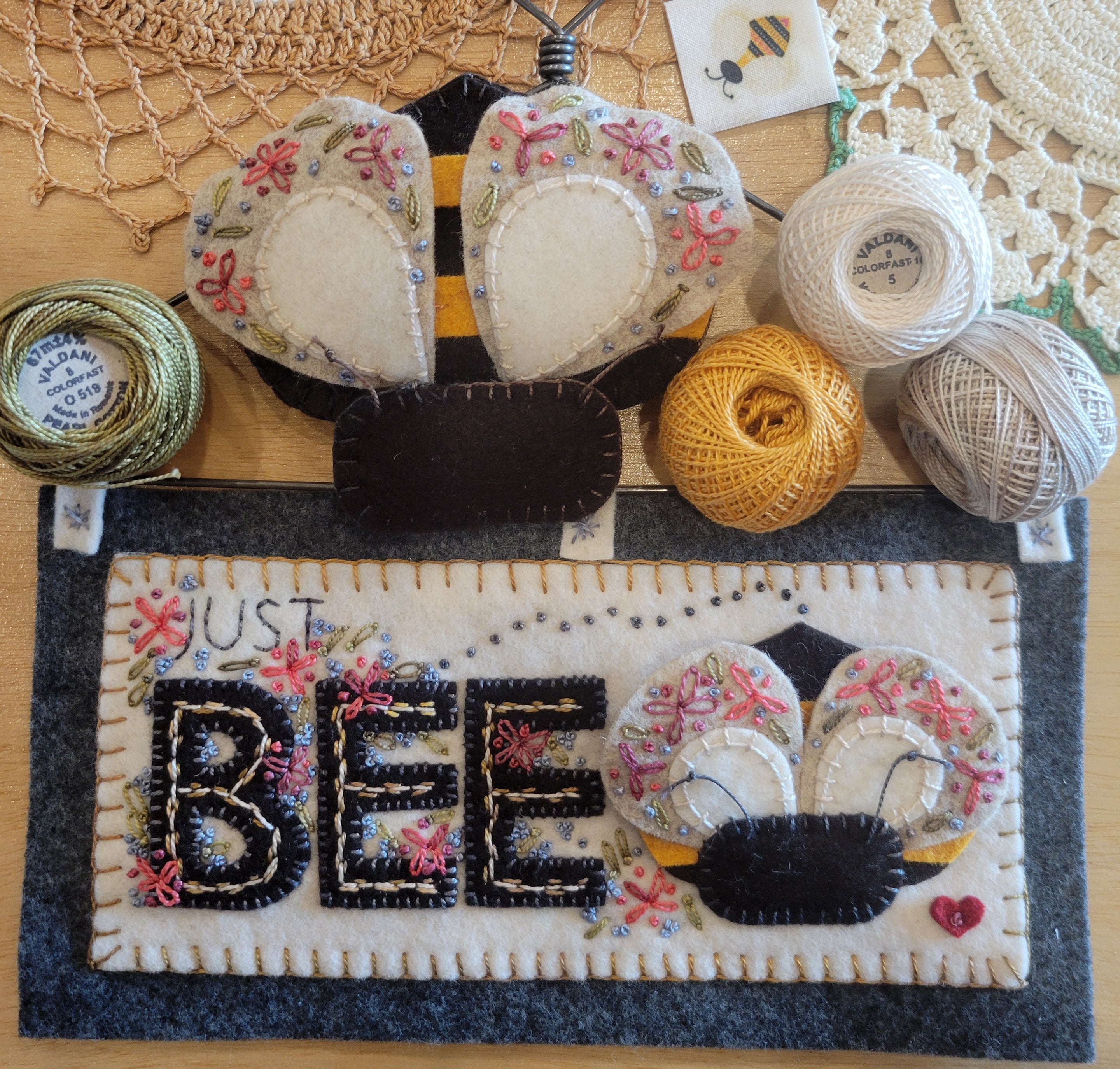 JUST BEE - Pattern or Kit