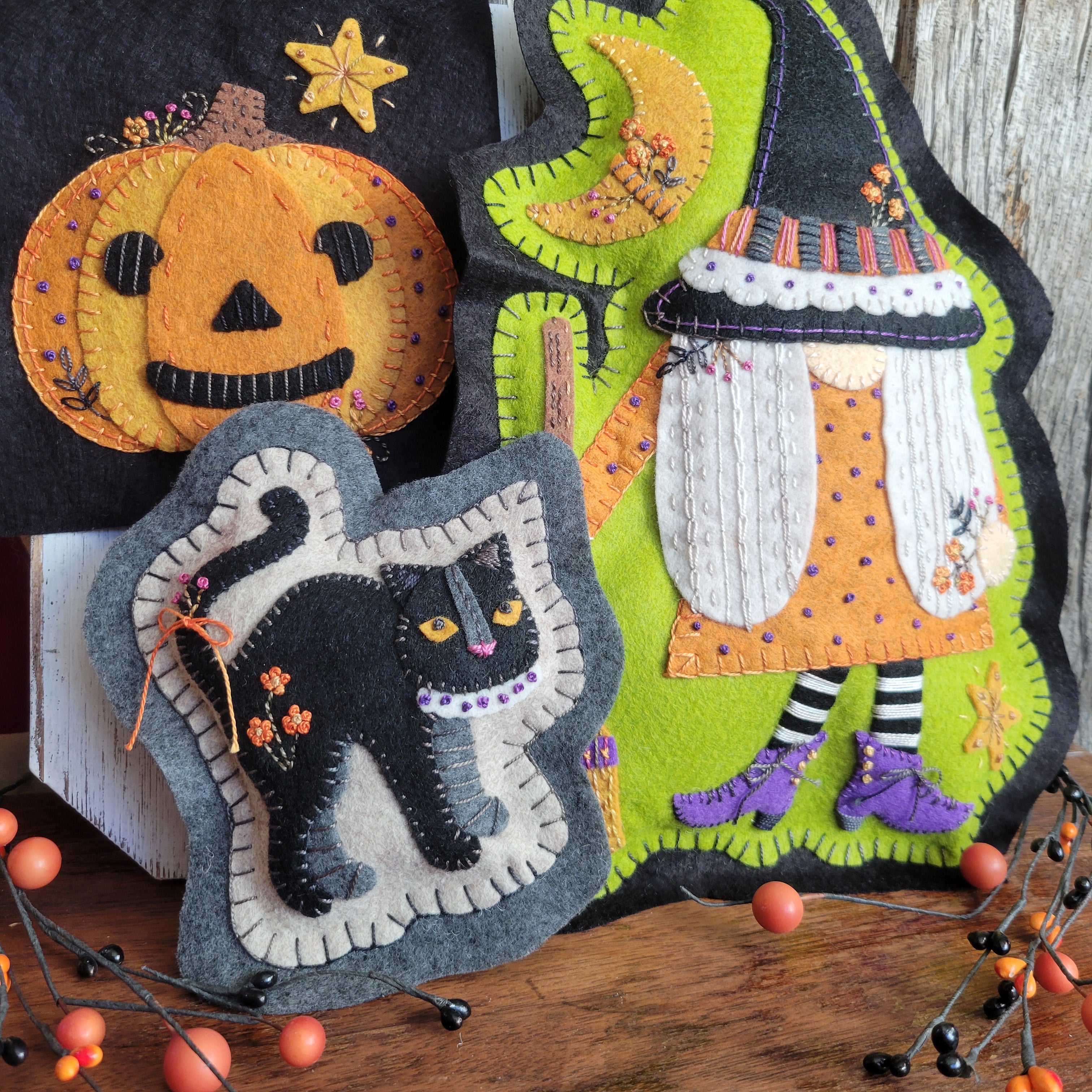 SO BOOTIFUL WITCH, CAT, & PUMPKIN BOWL FILLERS PDF