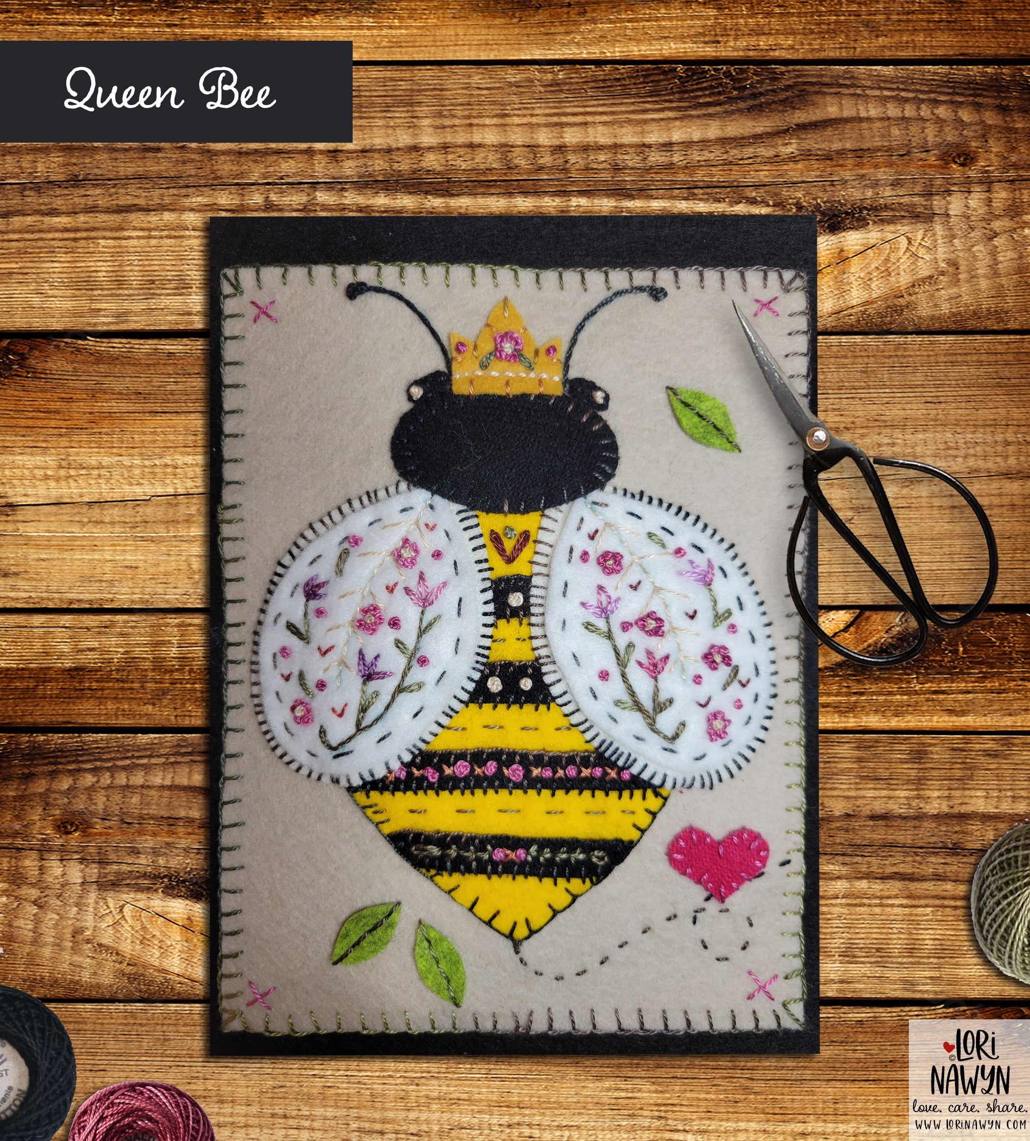 QUEEN BEE - Pattern or Kit