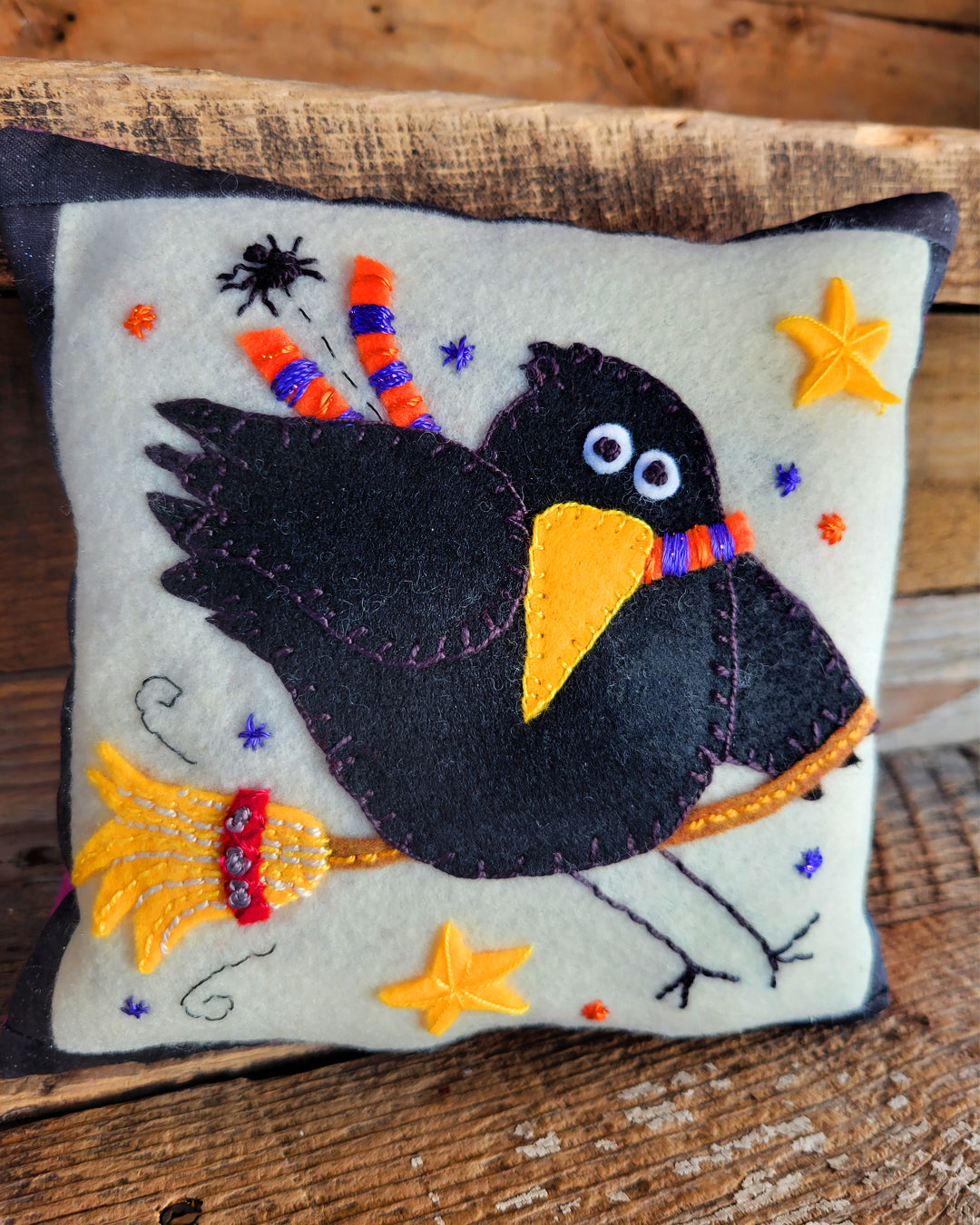 CROW'S HALLOWEEN - TIME TO FLY PDF