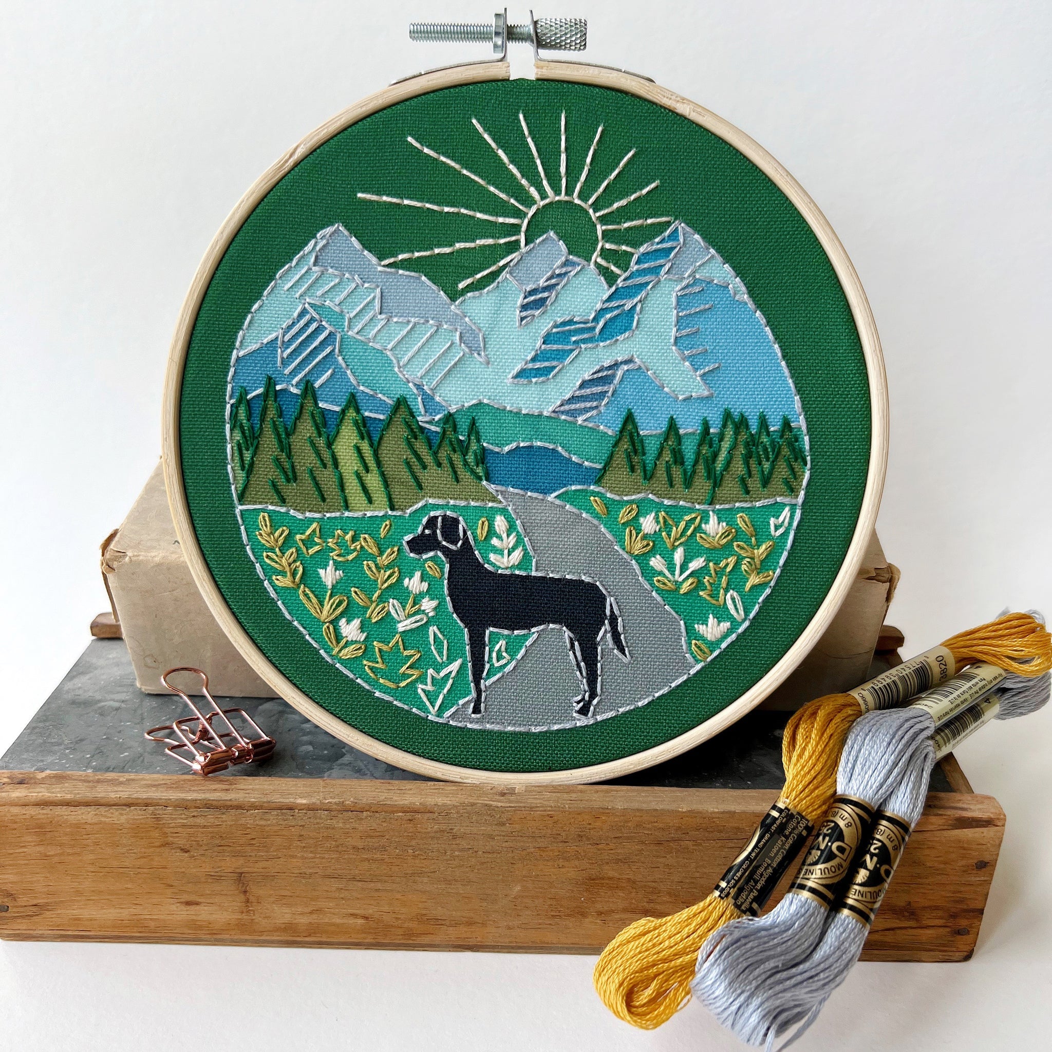 Trail Dog Embroidery Kit